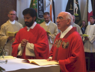 Foto von der Amtseinsetzung von Pfarrer Johnson