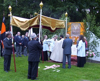 Foto vom Fronleichnamsaltar beim Johannesheim
