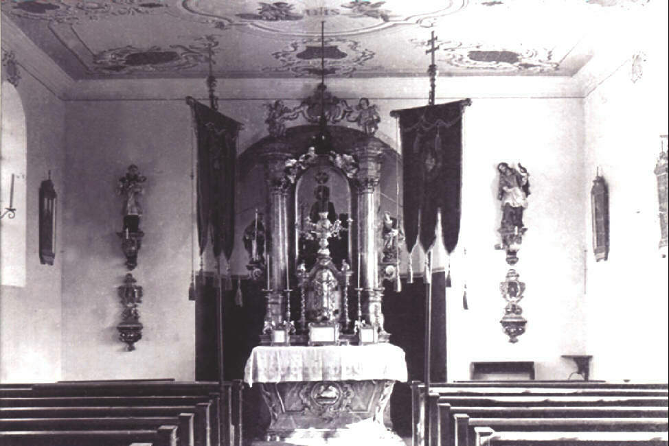 Foto vom Altarraum der alten Wolfgangskapelle vor 1930