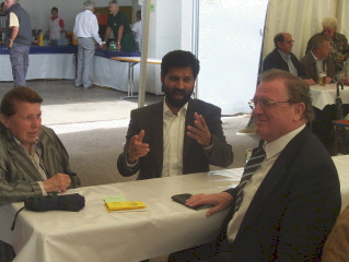 Foto von Pfarrer Johnson und Pfarrer Liepert