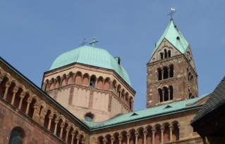 Foto der Kuppel des Doms in Speyer