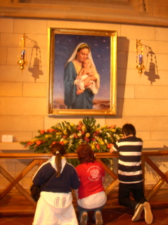 Foto vom Seitenaltar in St. Mary
